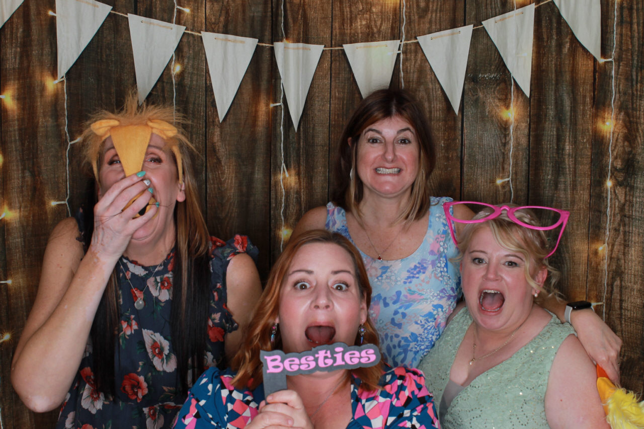 Mr & Mrs Ward Wedding | View more photos from the event at v1.boothgallery.com/u/ClicksPhotobooth/Mr-Mrs-Ward-Wedding