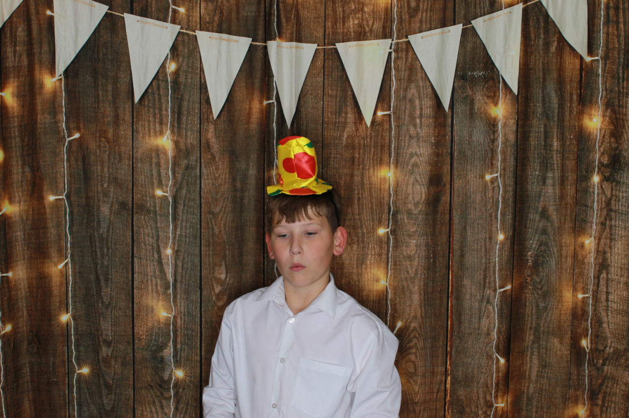 Mr & Mrs Ward Wedding | View more photos from the event at v1.boothgallery.com/u/ClicksPhotobooth/Mr-Mrs-Ward-Wedding