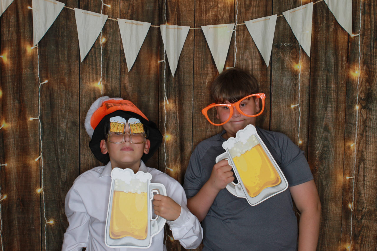 Mr & Mrs Ward Wedding | View more photos from the event at v1.boothgallery.com/u/ClicksPhotobooth/Mr-Mrs-Ward-Wedding