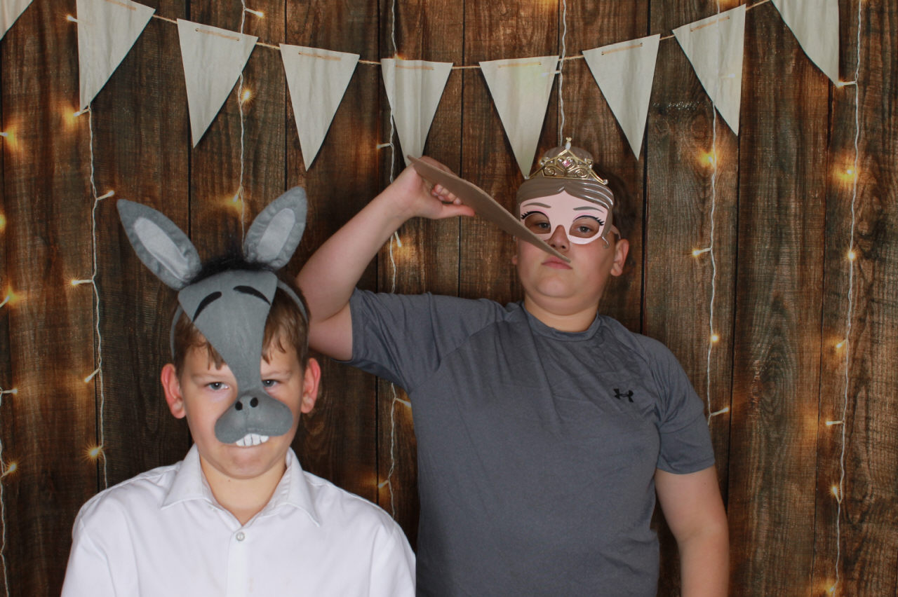 Mr & Mrs Ward Wedding | View more photos from the event at v1.boothgallery.com/u/ClicksPhotobooth/Mr-Mrs-Ward-Wedding