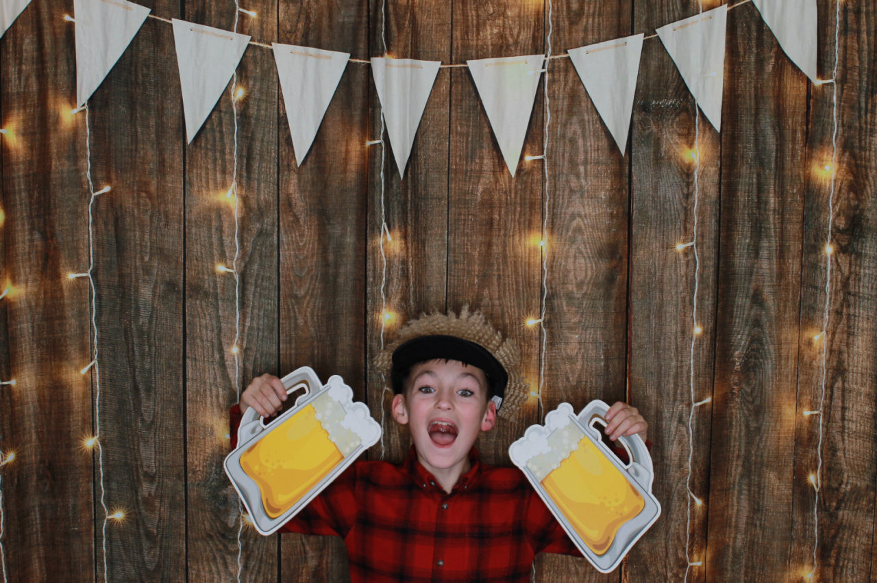 Mr & Mrs Ward Wedding | View more photos from the event at v1.boothgallery.com/u/ClicksPhotobooth/Mr-Mrs-Ward-Wedding