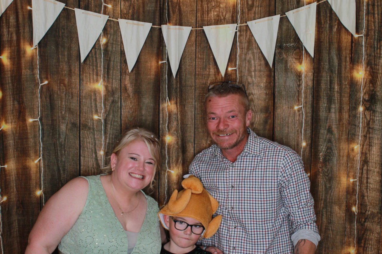 Mr & Mrs Ward Wedding | View more photos from the event at v1.boothgallery.com/u/ClicksPhotobooth/Mr-Mrs-Ward-Wedding