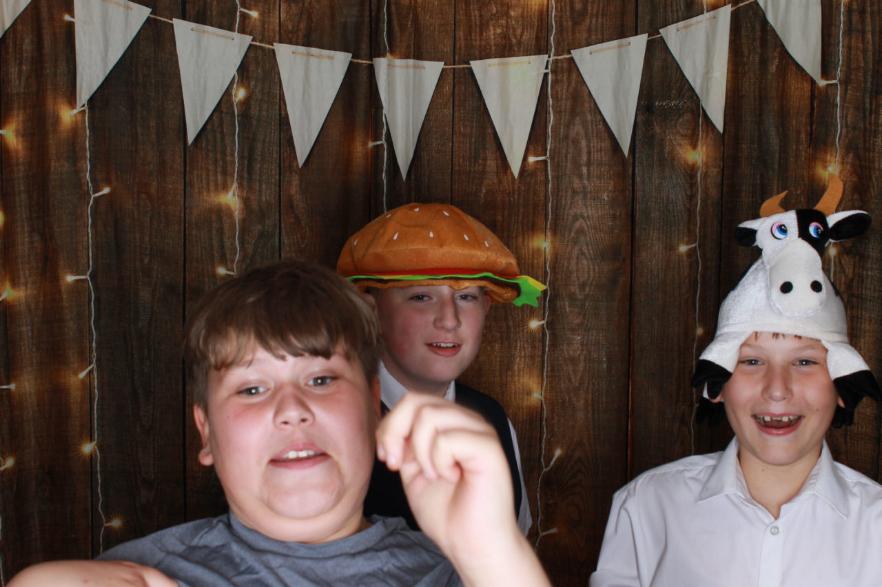 Mr & Mrs Ward Wedding | View more photos from the event at v1.boothgallery.com/u/ClicksPhotobooth/Mr-Mrs-Ward-Wedding