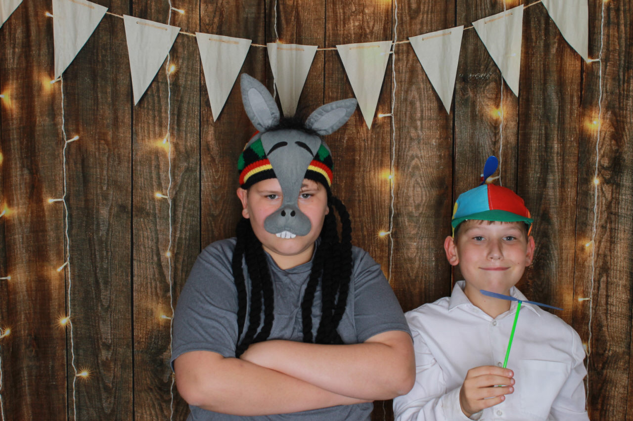 Mr & Mrs Ward Wedding | View more photos from the event at v1.boothgallery.com/u/ClicksPhotobooth/Mr-Mrs-Ward-Wedding