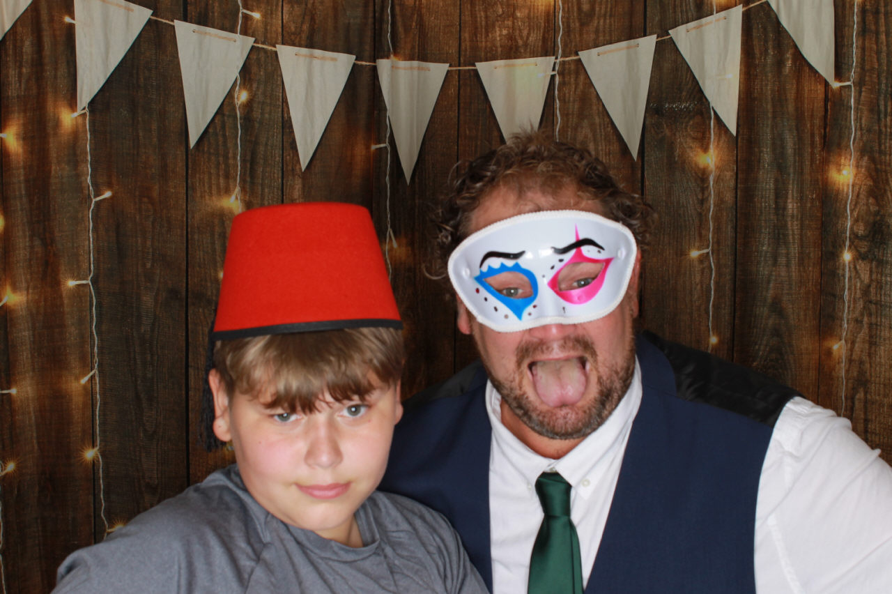 Mr & Mrs Ward Wedding | View more photos from the event at v1.boothgallery.com/u/ClicksPhotobooth/Mr-Mrs-Ward-Wedding