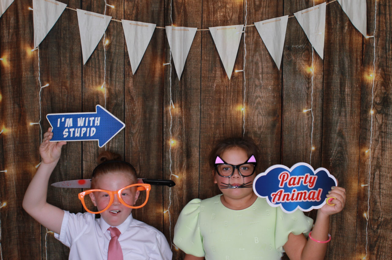 Mr & Mrs Ward Wedding | View more photos from the event at v1.boothgallery.com/u/ClicksPhotobooth/Mr-Mrs-Ward-Wedding