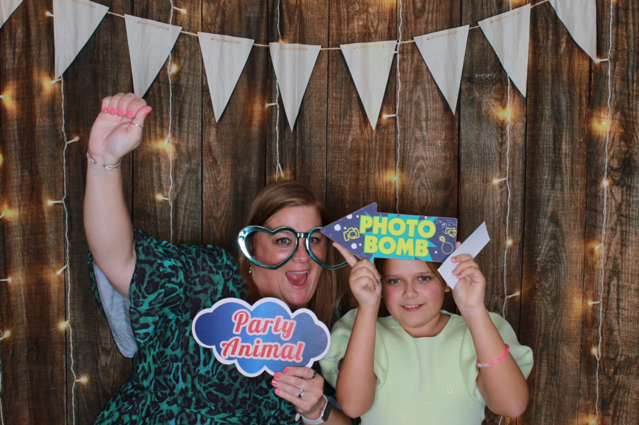 Mr & Mrs Ward Wedding | View more photos from the event at v1.boothgallery.com/u/ClicksPhotobooth/Mr-Mrs-Ward-Wedding