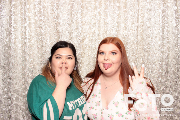 Dinh & Andrea's Engagement | View more photos from the event at gallery.fotomachines.com.au/u/FOTOMachines/Dinh-Andreas-Engagement