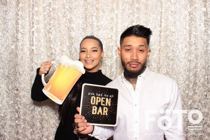 Dinh & Andrea's Engagement | View more photos from the event at gallery.fotomachines.com.au/u/FOTOMachines/Dinh-Andreas-Engagement