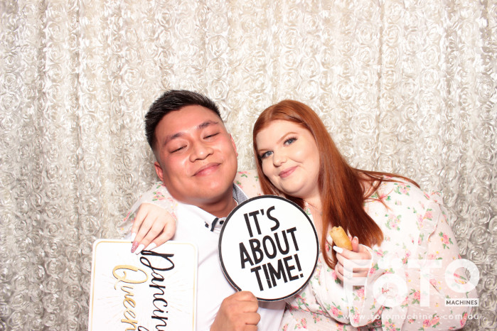 Dinh & Andrea's Engagement | View more photos from the event at gallery.fotomachines.com.au/u/FOTOMachines/Dinh-Andreas-Engagement