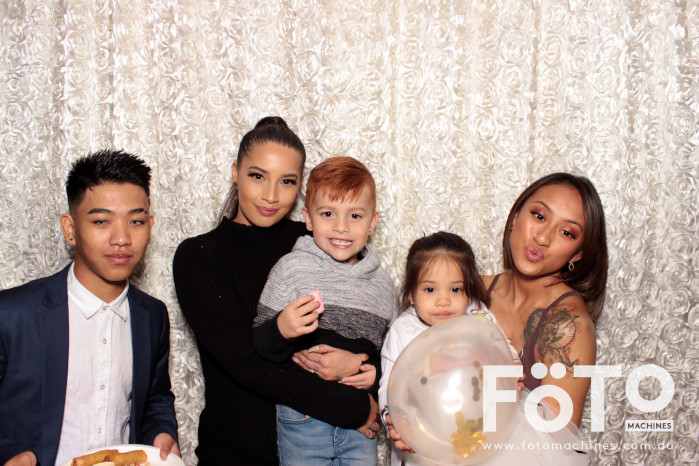 Dinh & Andrea's Engagement | View more photos from the event at gallery.fotomachines.com.au/u/FOTOMachines/Dinh-Andreas-Engagement