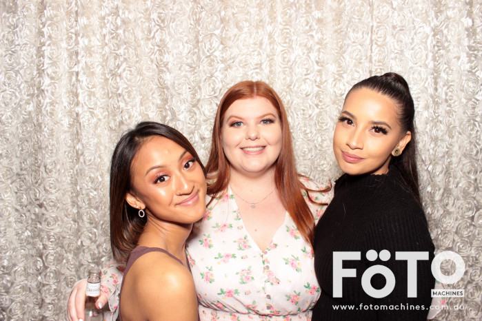 Dinh & Andrea's Engagement | View more photos from the event at gallery.fotomachines.com.au/u/FOTOMachines/Dinh-Andreas-Engagement