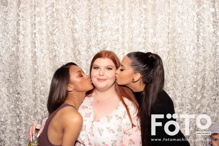 Dinh & Andrea's Engagement | View more photos from the event at gallery.fotomachines.com.au/u/FOTOMachines/Dinh-Andreas-Engagement