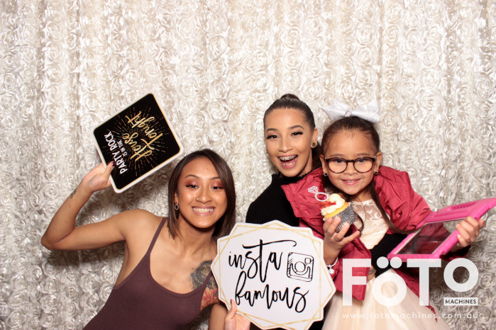 Dinh & Andrea's Engagement | View more photos from the event at gallery.fotomachines.com.au/u/FOTOMachines/Dinh-Andreas-Engagement