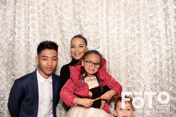 Dinh & Andrea's Engagement | View more photos from the event at gallery.fotomachines.com.au/u/FOTOMachines/Dinh-Andreas-Engagement