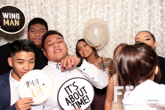 Dinh & Andrea's Engagement | View more photos from the event at gallery.fotomachines.com.au/u/FOTOMachines/Dinh-Andreas-Engagement