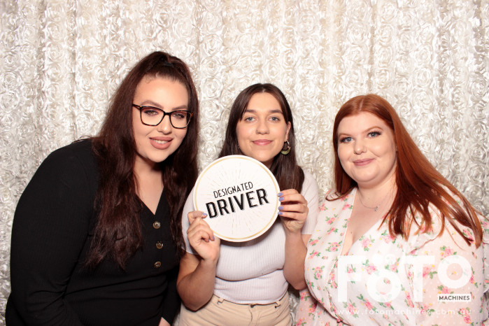 Dinh & Andrea's Engagement | View more photos from the event at gallery.fotomachines.com.au/u/FOTOMachines/Dinh-Andreas-Engagement