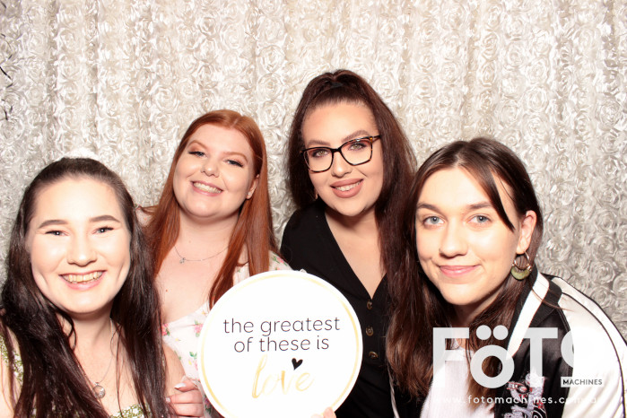 Dinh & Andrea's Engagement | View more photos from the event at gallery.fotomachines.com.au/u/FOTOMachines/Dinh-Andreas-Engagement