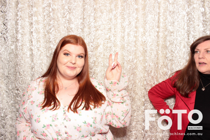 Dinh & Andrea's Engagement | View more photos from the event at gallery.fotomachines.com.au/u/FOTOMachines/Dinh-Andreas-Engagement