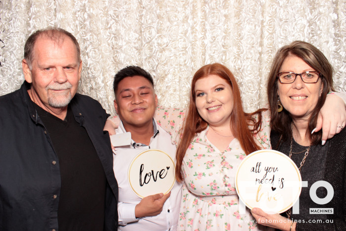 Dinh & Andrea's Engagement | View more photos from the event at gallery.fotomachines.com.au/u/FOTOMachines/Dinh-Andreas-Engagement