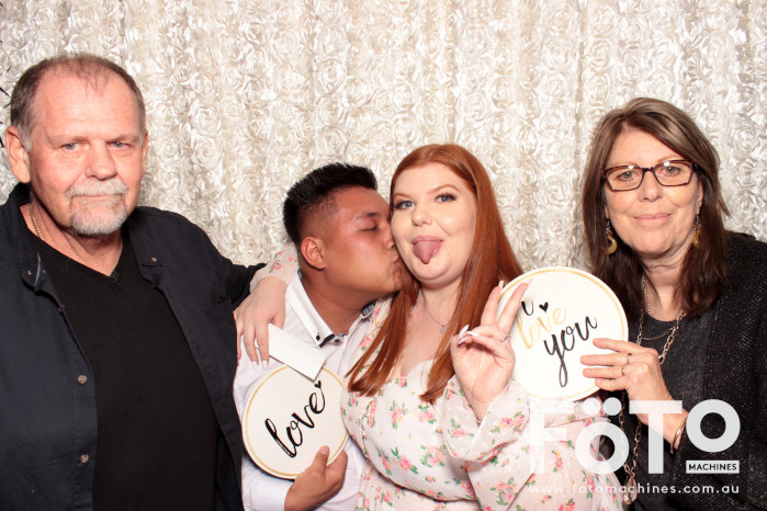 Dinh & Andrea's Engagement | View more photos from the event at gallery.fotomachines.com.au/u/FOTOMachines/Dinh-Andreas-Engagement