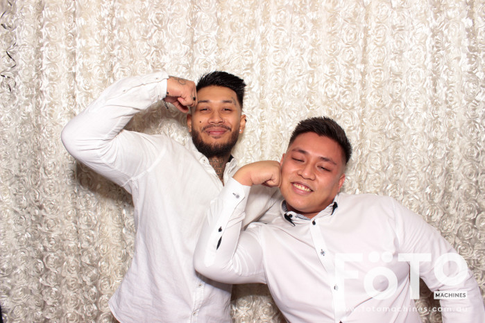 Dinh & Andrea's Engagement | View more photos from the event at gallery.fotomachines.com.au/u/FOTOMachines/Dinh-Andreas-Engagement