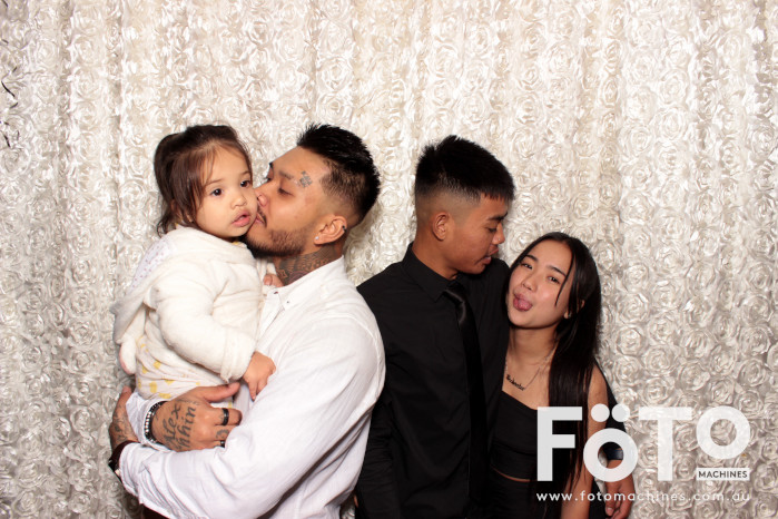 Dinh & Andrea's Engagement | View more photos from the event at gallery.fotomachines.com.au/u/FOTOMachines/Dinh-Andreas-Engagement