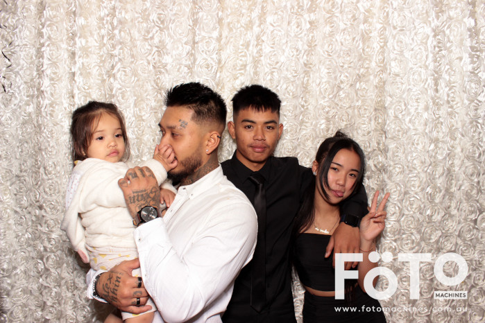 Dinh & Andrea's Engagement | View more photos from the event at gallery.fotomachines.com.au/u/FOTOMachines/Dinh-Andreas-Engagement