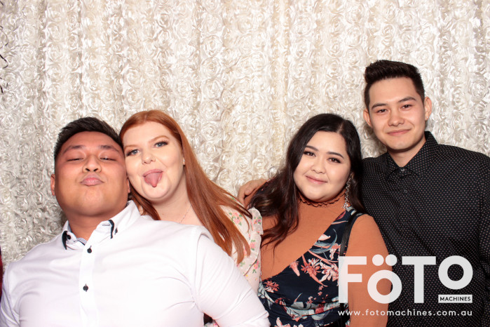 Dinh & Andrea's Engagement | View more photos from the event at gallery.fotomachines.com.au/u/FOTOMachines/Dinh-Andreas-Engagement