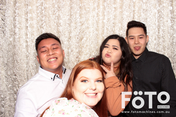 Dinh & Andrea's Engagement | View more photos from the event at gallery.fotomachines.com.au/u/FOTOMachines/Dinh-Andreas-Engagement