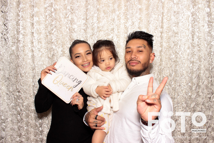 Dinh & Andrea's Engagement | View more photos from the event at gallery.fotomachines.com.au/u/FOTOMachines/Dinh-Andreas-Engagement