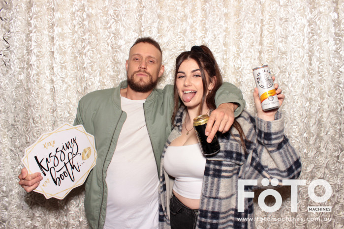 Dinh & Andrea's Engagement | View more photos from the event at gallery.fotomachines.com.au/u/FOTOMachines/Dinh-Andreas-Engagement