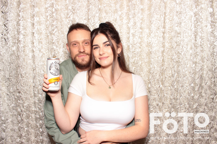 Dinh & Andrea's Engagement | View more photos from the event at gallery.fotomachines.com.au/u/FOTOMachines/Dinh-Andreas-Engagement