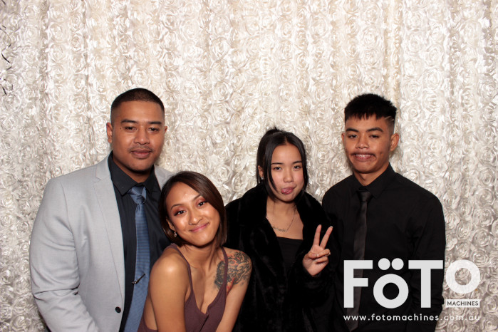 Dinh & Andrea's Engagement | View more photos from the event at gallery.fotomachines.com.au/u/FOTOMachines/Dinh-Andreas-Engagement