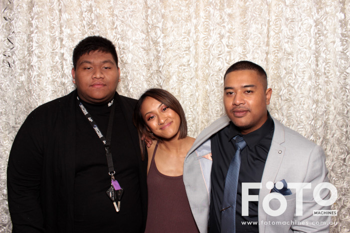 Dinh & Andrea's Engagement | View more photos from the event at gallery.fotomachines.com.au/u/FOTOMachines/Dinh-Andreas-Engagement