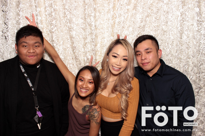 Dinh & Andrea's Engagement | View more photos from the event at gallery.fotomachines.com.au/u/FOTOMachines/Dinh-Andreas-Engagement