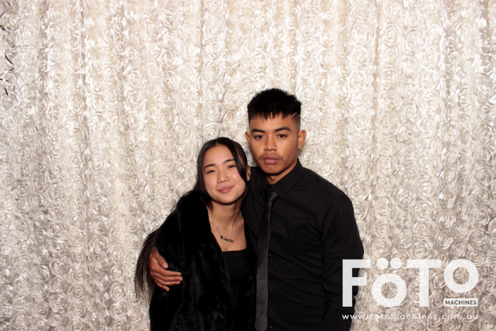 Dinh & Andrea's Engagement | View more photos from the event at gallery.fotomachines.com.au/u/FOTOMachines/Dinh-Andreas-Engagement