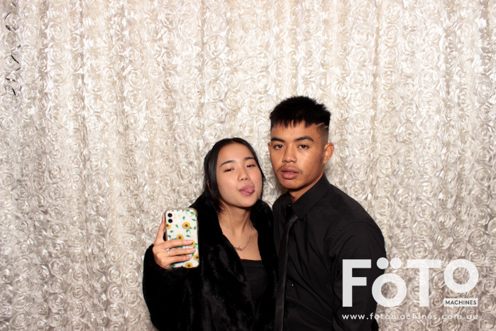 Dinh & Andrea's Engagement | View more photos from the event at gallery.fotomachines.com.au/u/FOTOMachines/Dinh-Andreas-Engagement