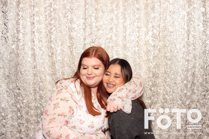 Dinh & Andrea's Engagement | View more photos from the event at gallery.fotomachines.com.au/u/FOTOMachines/Dinh-Andreas-Engagement