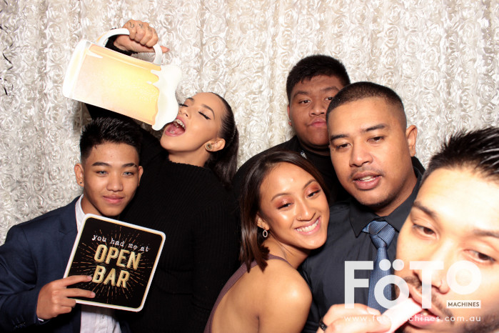 Dinh & Andrea's Engagement | View more photos from the event at gallery.fotomachines.com.au/u/FOTOMachines/Dinh-Andreas-Engagement