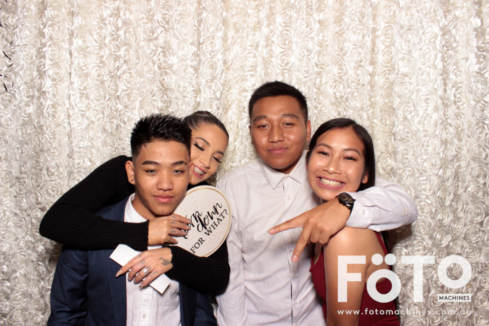 Dinh & Andrea's Engagement | View more photos from the event at gallery.fotomachines.com.au/u/FOTOMachines/Dinh-Andreas-Engagement