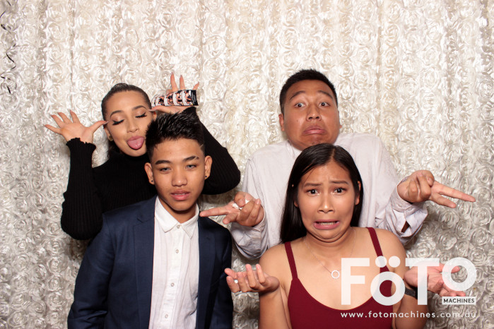 Dinh & Andrea's Engagement | View more photos from the event at gallery.fotomachines.com.au/u/FOTOMachines/Dinh-Andreas-Engagement