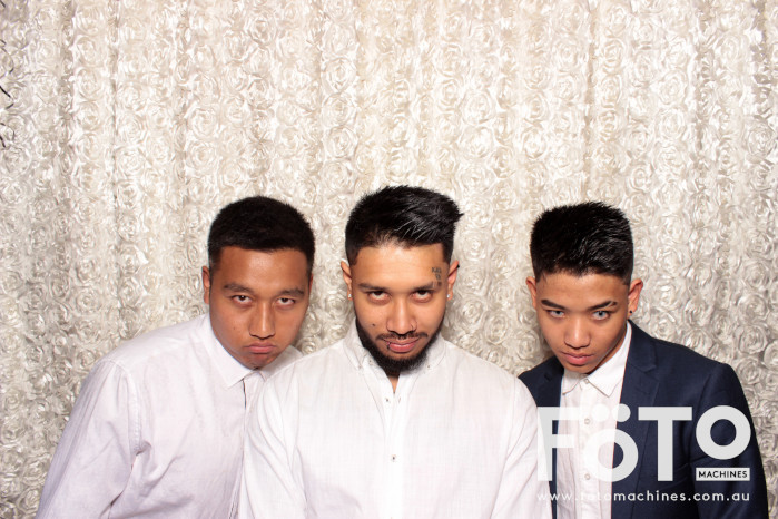 Dinh & Andrea's Engagement | View more photos from the event at gallery.fotomachines.com.au/u/FOTOMachines/Dinh-Andreas-Engagement