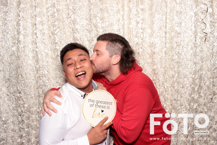 Dinh & Andrea's Engagement | View more photos from the event at gallery.fotomachines.com.au/u/FOTOMachines/Dinh-Andreas-Engagement