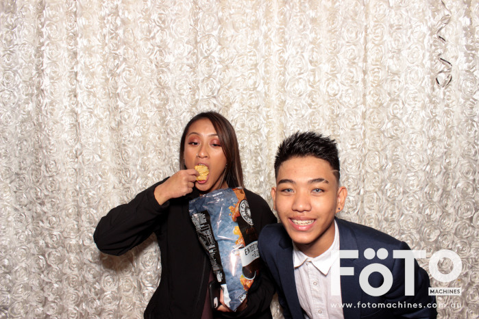 Dinh & Andrea's Engagement | View more photos from the event at gallery.fotomachines.com.au/u/FOTOMachines/Dinh-Andreas-Engagement