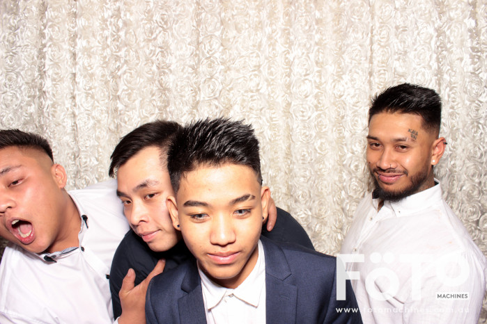 Dinh & Andrea's Engagement | View more photos from the event at gallery.fotomachines.com.au/u/FOTOMachines/Dinh-Andreas-Engagement