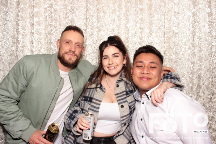 Dinh & Andrea's Engagement | View more photos from the event at gallery.fotomachines.com.au/u/FOTOMachines/Dinh-Andreas-Engagement