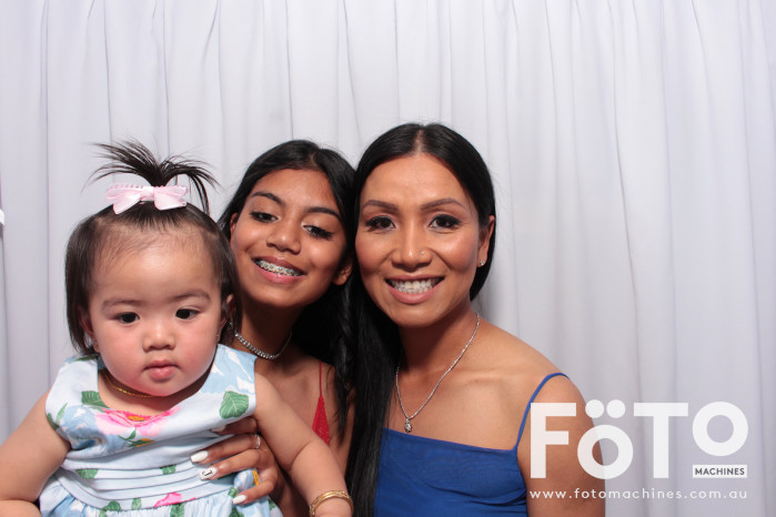 Doi & Zaza's Wedding | View more photos from the event at gallery.fotomachines.com.au/u/FOTOMachines/Doi-Zazas-Wedding