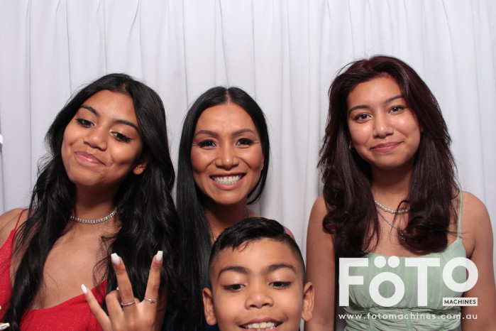 Doi & Zaza's Wedding | View more photos from the event at gallery.fotomachines.com.au/u/FOTOMachines/Doi-Zazas-Wedding