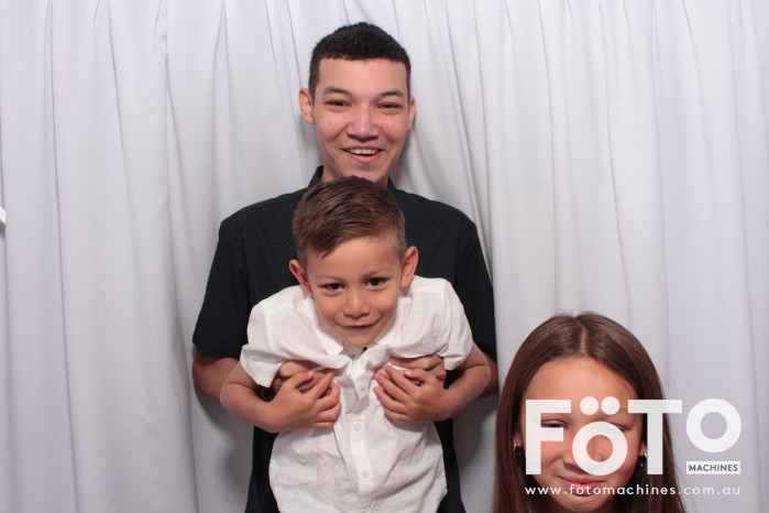 Doi & Zaza's Wedding | View more photos from the event at gallery.fotomachines.com.au/u/FOTOMachines/Doi-Zazas-Wedding